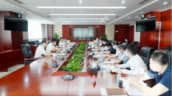 中林集團黨委理論學(xué)習(xí)中心組專題學(xué)習(xí)研討習(xí)近平總書記在省部級主要領(lǐng)導(dǎo)干部專題研討班上的重要講話精神